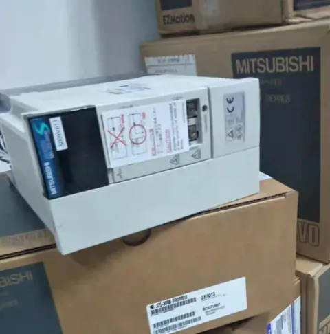 Mitsubishi Electric MR-J2S-200B-S009V613 Motor & Drive Component product photo 2