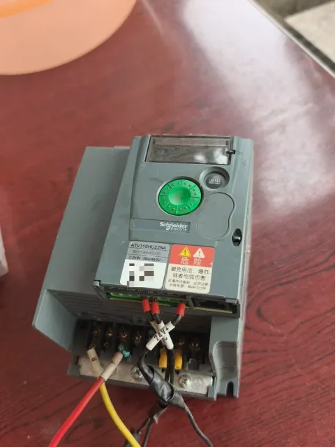 Schneider Electric ATV310HU22N4 Motor & Drive Component product photo 1