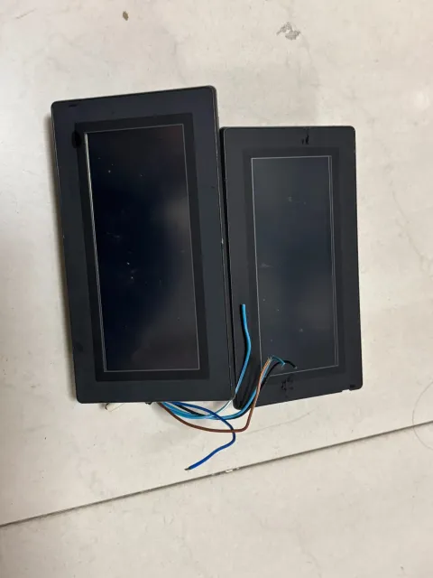 KEYENCE VT3-W4T Industrial Automation Component — product photo 5 of 7