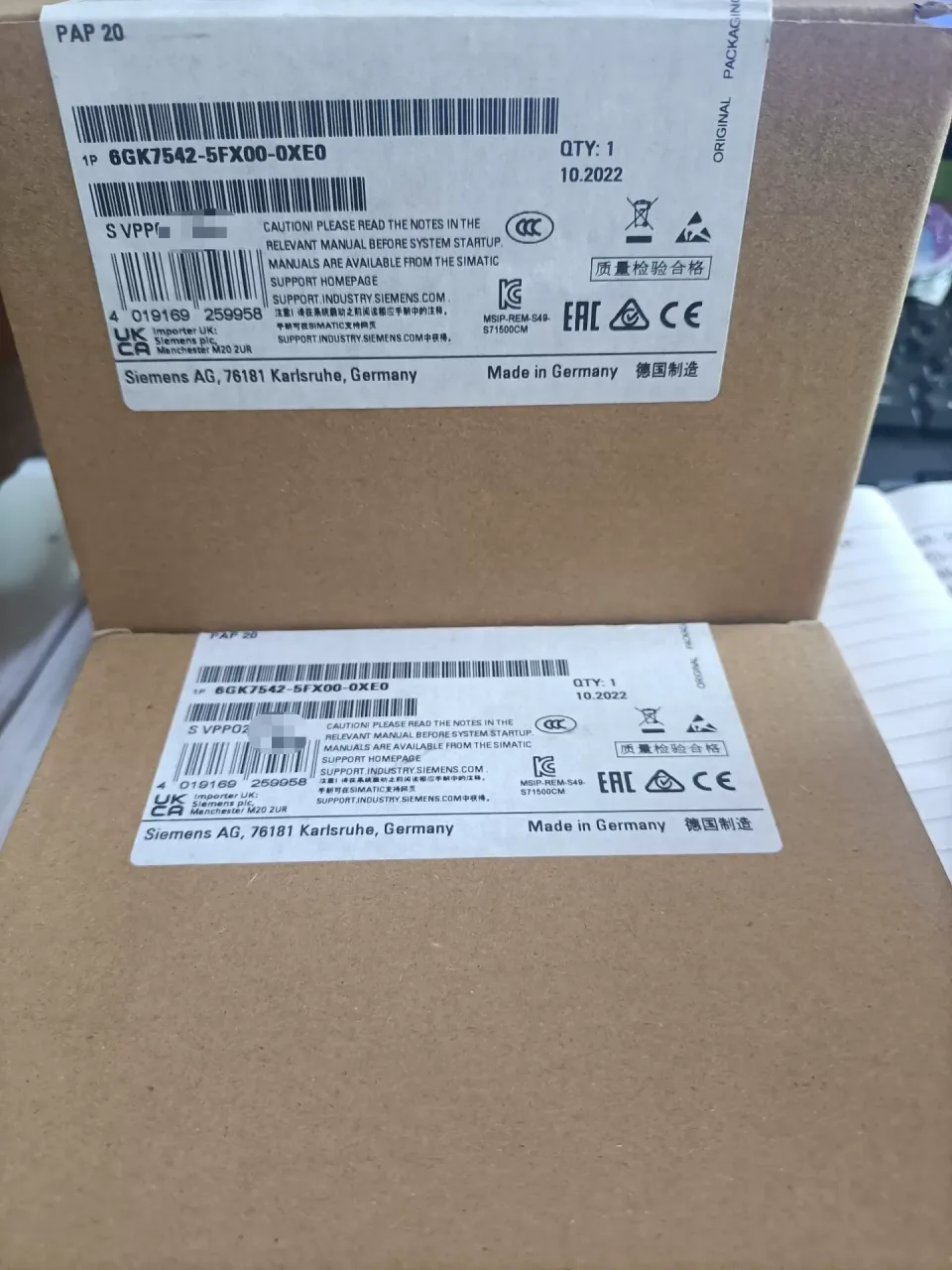 Siemens 6GK7542-5FX00-0XE0 Industrial Automation Component product photo 1
