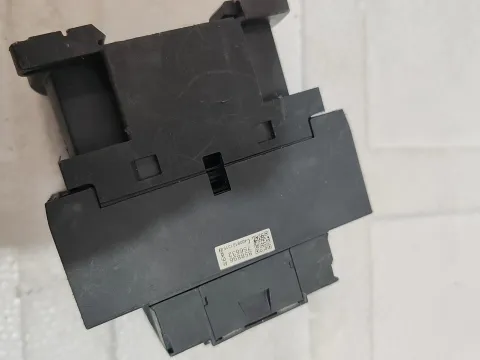 Schneider Electric LC1D098M7C Industrial Relay product photo 3