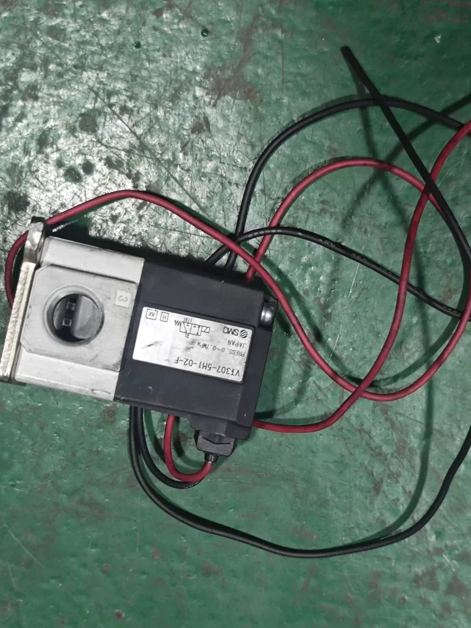 SMC VT307-5H1-02-F Industrial Automation Component product photo 1