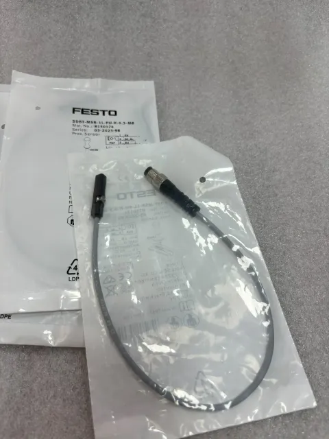Festo SDBT-MSB-1L-PU-K-0.3-M8 / 8150174 Industrial Sensor product photo 3