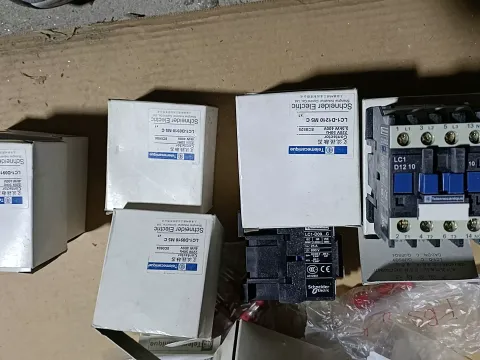 Schneider Electric / Telemecanique LC1-D1210 M5 C Industrial Relay product photo 1