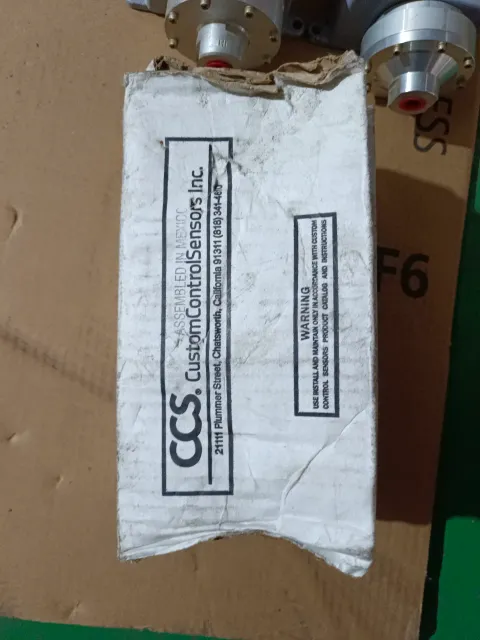 Custom Control Sensors (CCS) 2×604G1 + 604D1 Industrial Sensor product photo 8