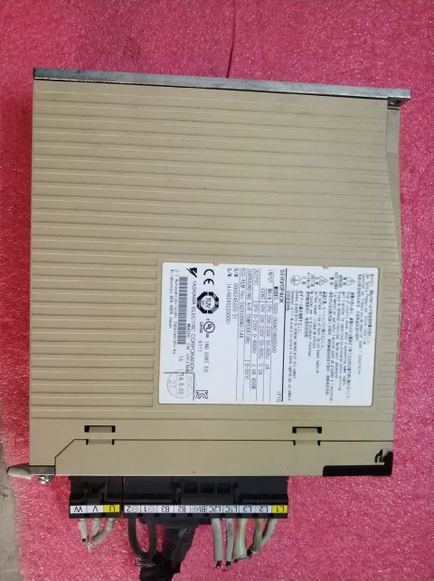 Yaskawa SGMAV-04ADA21 + SGDV-2R8A01B Motor & Drive Component product photo 7