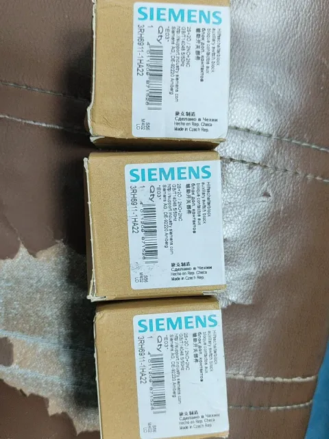 Siemens 3RH6911-1HA22 Industrial Automation Component product photo 1