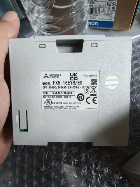Mitsubishi Electric FX5-16EYR/ES Industrial Relay — product photo 14 of 17