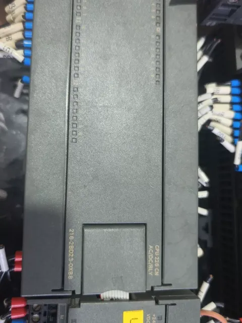 SIEMENS 6AV6 640-0DA11-0AX0 / 6AV6640-0DA11-0AX0 Industrial Automation Component product photo 4