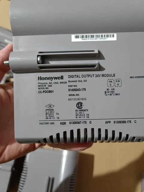 Honeywell CC-PDOB01 / 51405043-175 Industrial Automation Component product photo 2