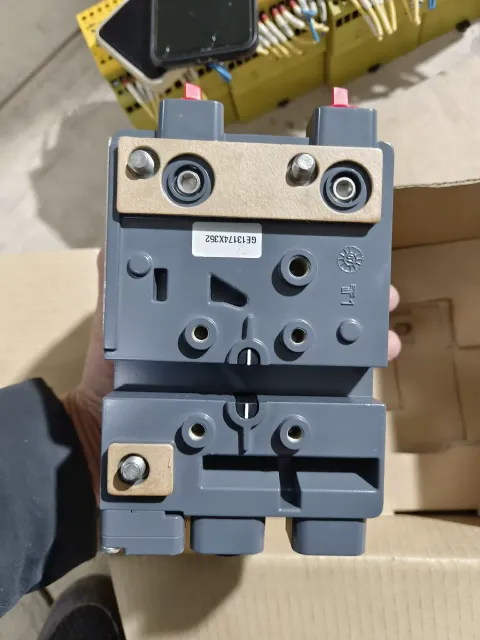 Fisher DVC2000 Industrial Automation Component — product photo 5 of 17