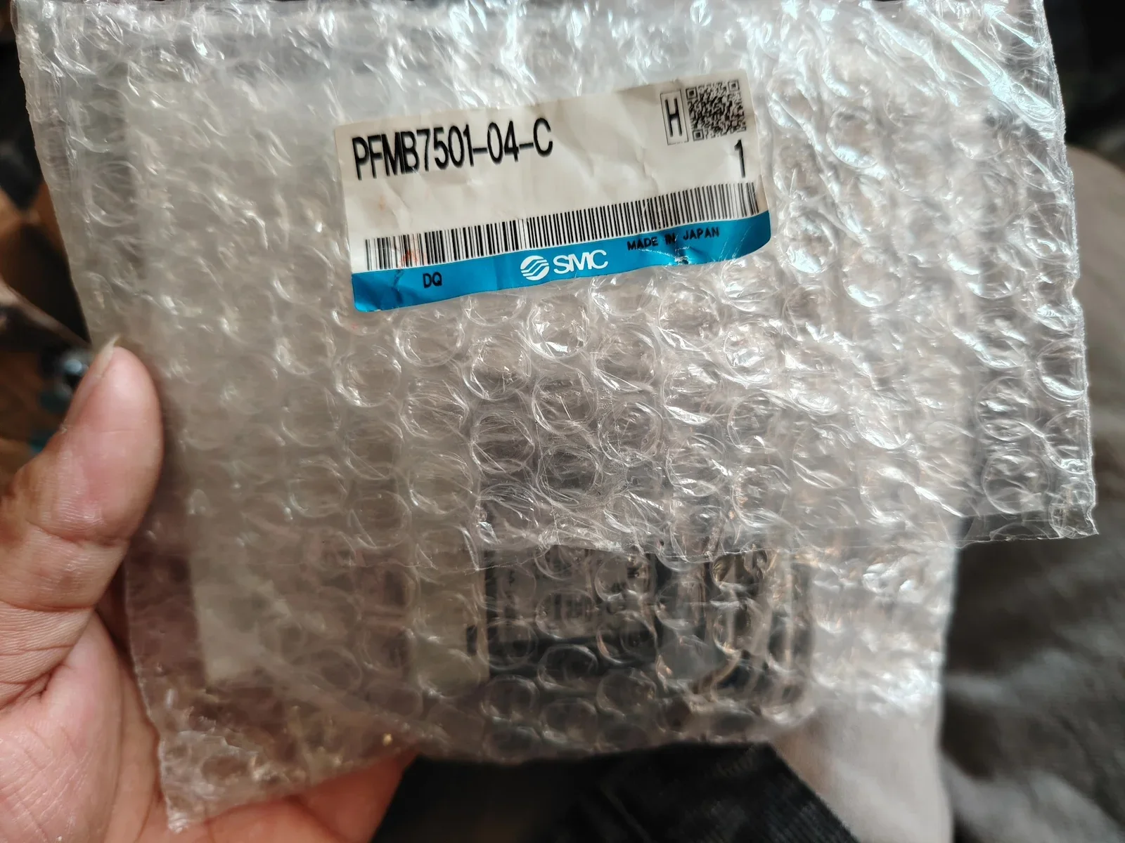 SMC PFMB7501-04-C Industrial Sensor product photo 1