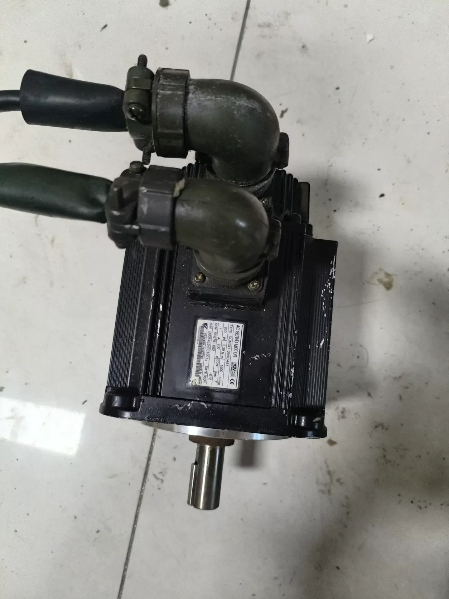 Yaskawa SGMGH-09ACA61 Motor & Drive Component product photo 1