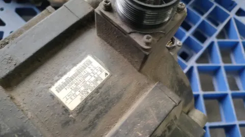 Yaskawa SGMGV-30ADC61 Motor & Drive Component — product photo 23 of 37