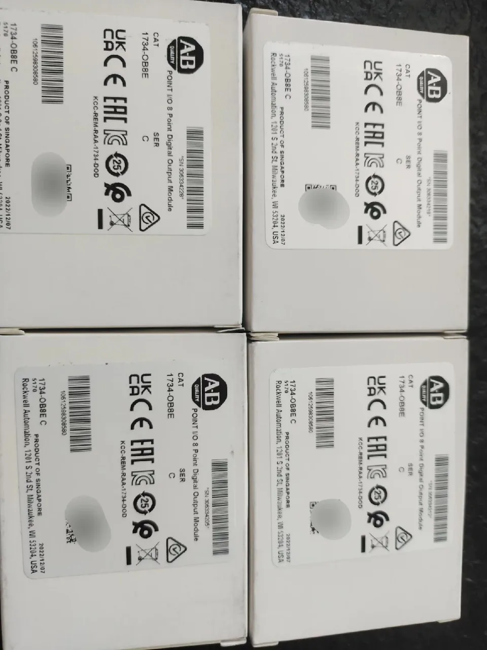 Allen-Bradley 1734-OB8E/C I/O Module product photo 1
