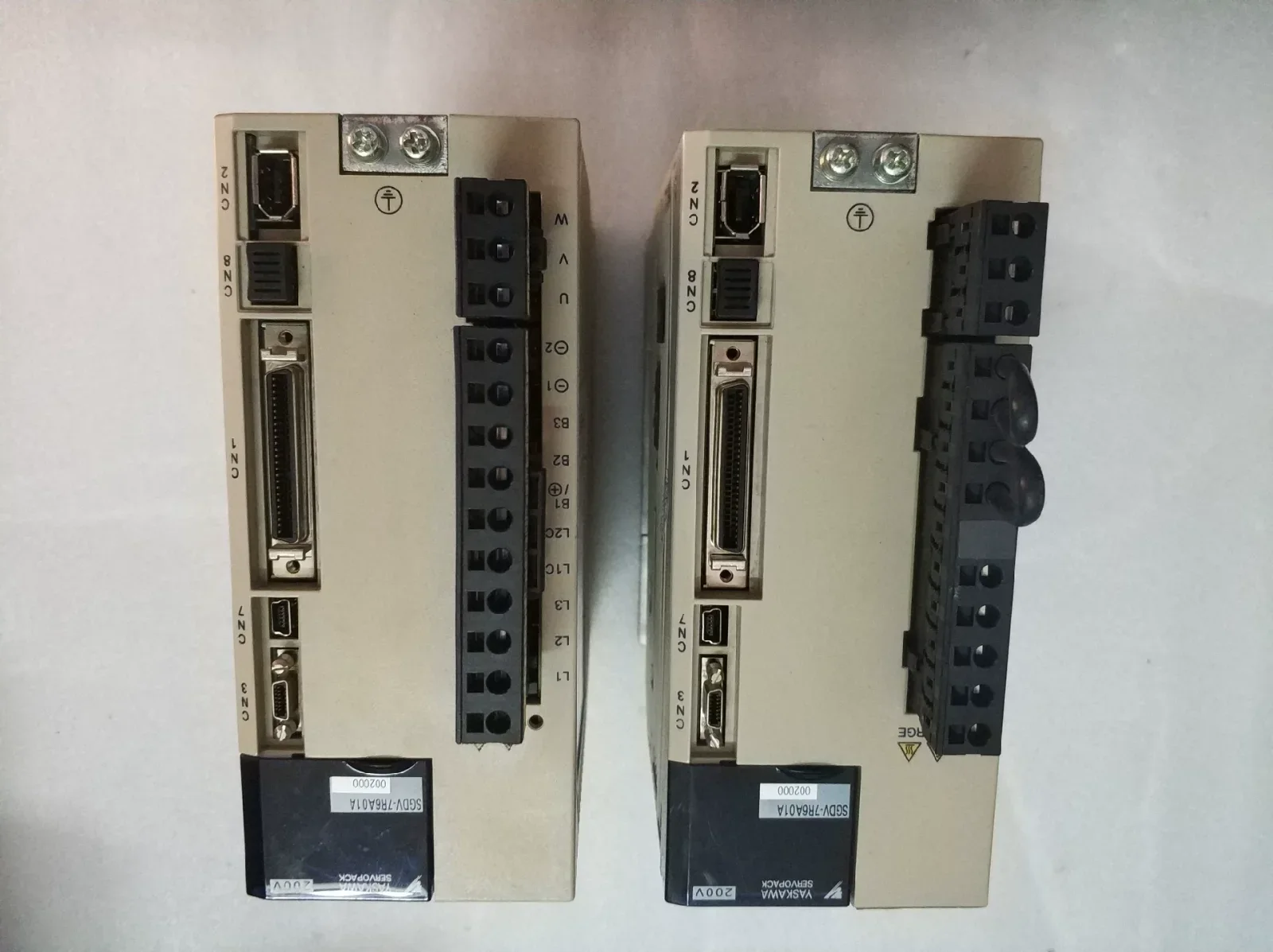 Yaskawa SGDV-7R6A01A002000 Motor & Drive Component product photo 1