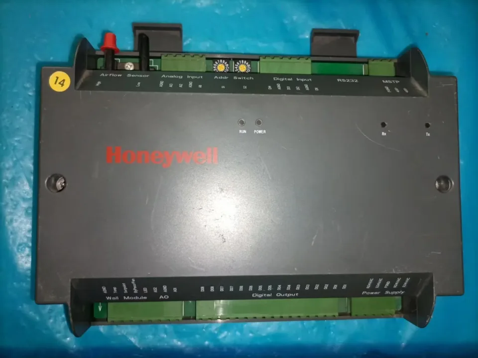 Honeywell CP-VAV Industrial Control Board product photo 1