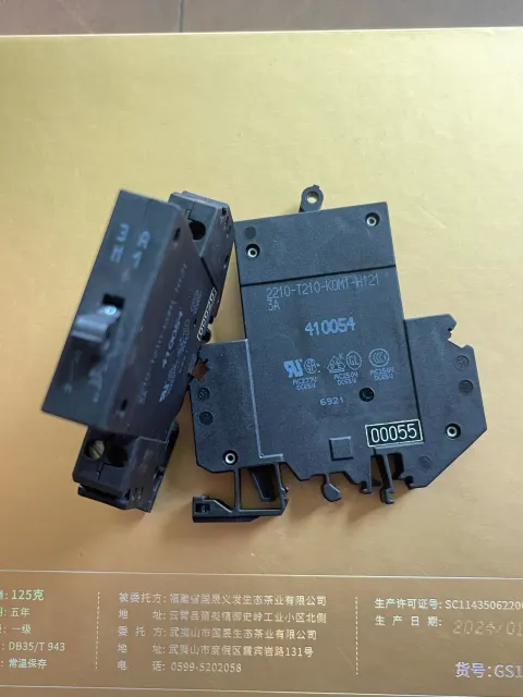 E-T-A 2210-T210-K0M1-H121 Industrial Automation Component product photo 1