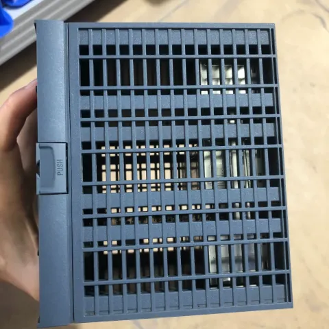 Siemens 6GK5124-0BA00-2AB2 Industrial Sensor — product photo 4 of 11