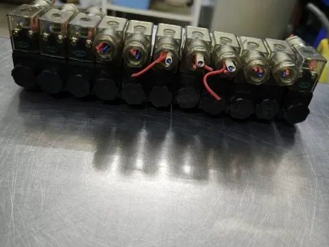 XINGCHEN 4V210-08 Industrial Automation Component product photo 5