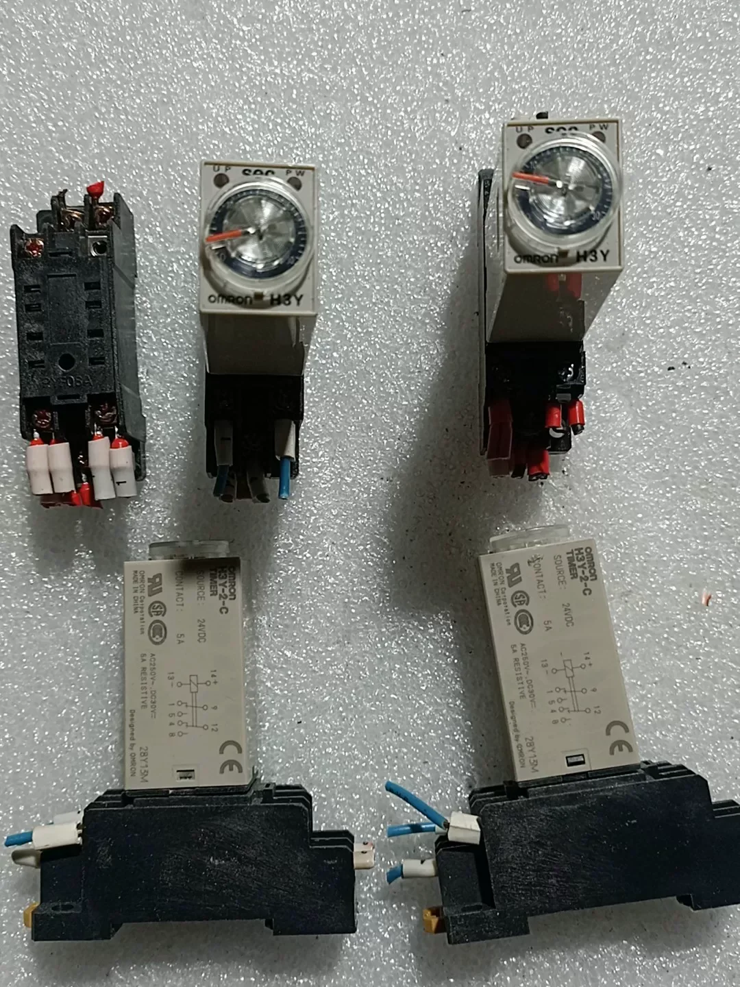Omron H3Y-2-C 24VDC Industrial Relay product photo 1