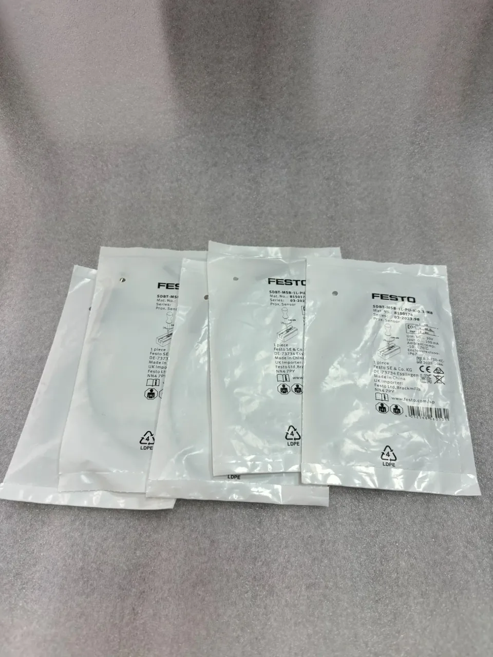 Festo SDBT-MSB-1L-PU-K-0.3-M8 / 8150174 Industrial Sensor product photo 1