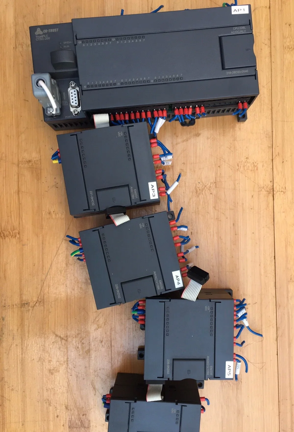 CO-TRUST CPU226L 216-2BD33-0X40 / EM231 231-0HC32 / EM235 235-0KD32 PLC Module product photo 1