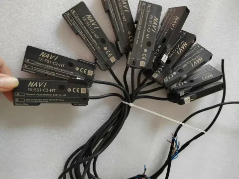 White Label FX-551-C2-HT Industrial Sensor product photo 3