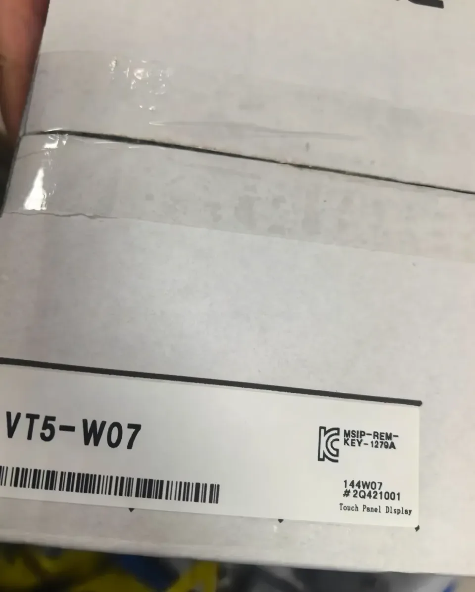 KEYENCE VT5-W07 Industrial Automation Component product photo 1