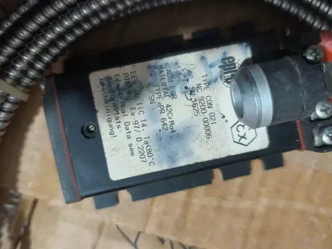 White Label CON 021 / NC 9200-00006 / PR 642 Industrial Automation Component product photo 2