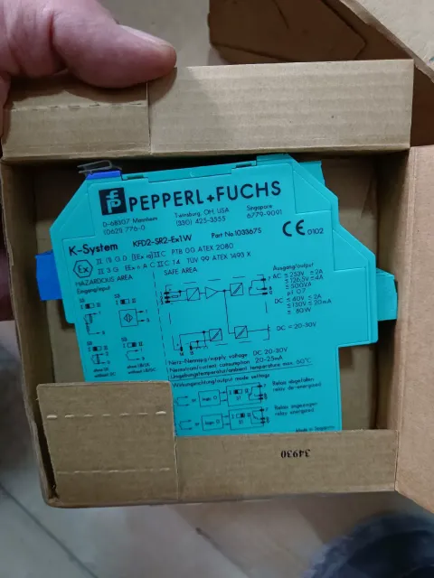 Pepperl+Fuchs KFD2-SR2-Ex1.W / Part No. 132958 Industrial Sensor product photo 5