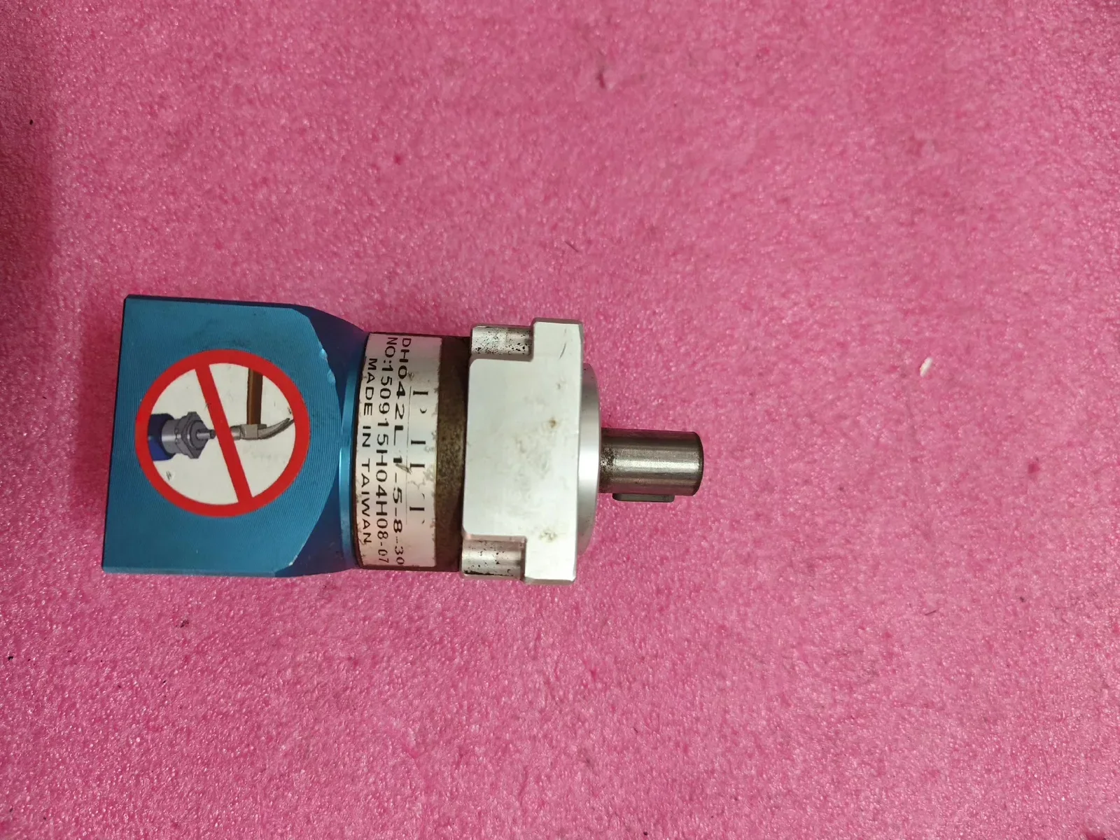 PHT / 品宏 DH042L1-5-8-30 Industrial Automation Component product photo 1