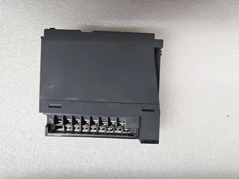 Mitsubishi Electric Q62DA Industrial Automation Component — product photo 12 of 24