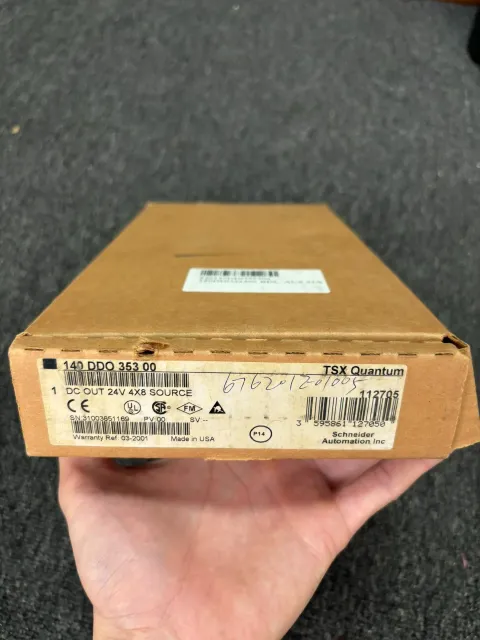 Schneider Electric 140DDO35300 PLC Module product photo 5