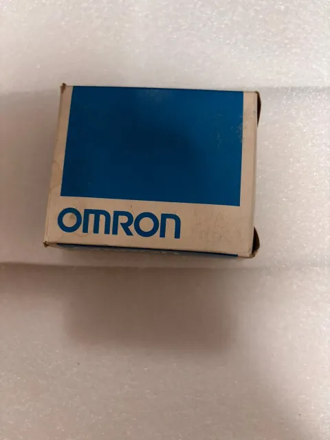 Omron C200H-MR831 Industrial Automation Component product photo 2