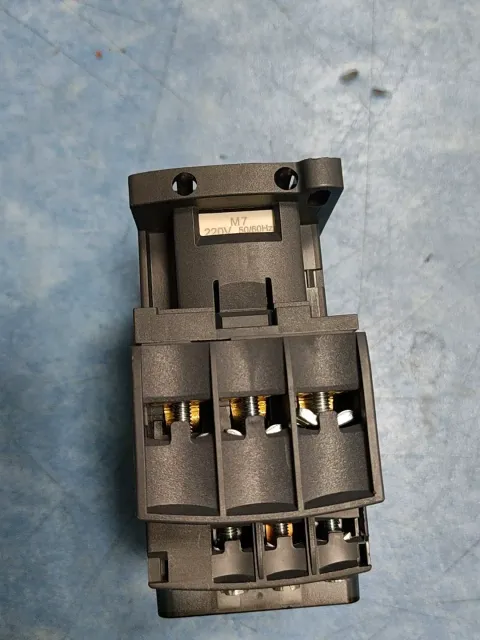 Schneider Electric LC1D256M7C Industrial Relay product photo 5