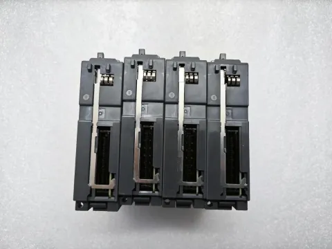 Mitsubishi Electric QY80 PLC Module — product photo 15 of 42