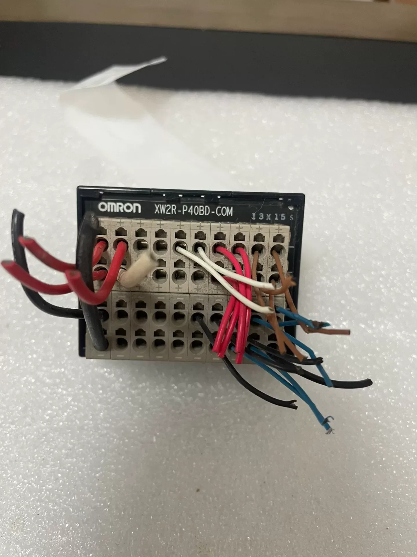 Omron XW2R-P40BD-COM Power Electronics Module product photo 1