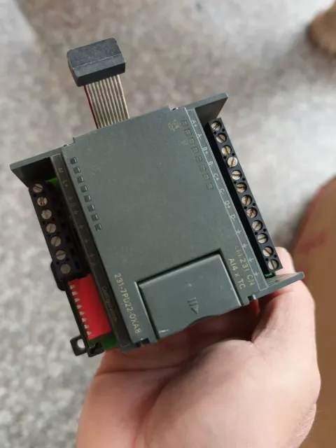 Siemens 6ES7231-7PD22-0XA8 Industrial Automation Component product photo 1