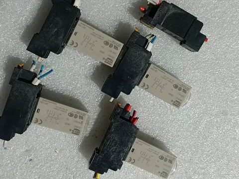 Omron H3Y-2-C 24VDC Industrial Relay product photo 2