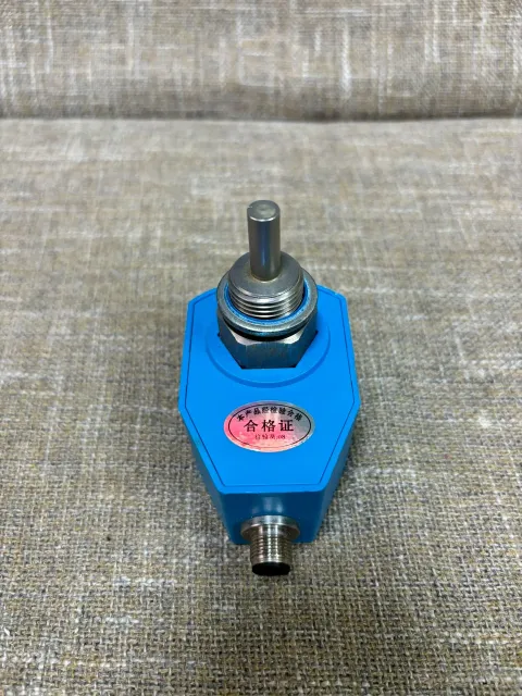 White Label UNC-F11-G12H1DNRM/FBT010 Industrial Sensor product photo 4
