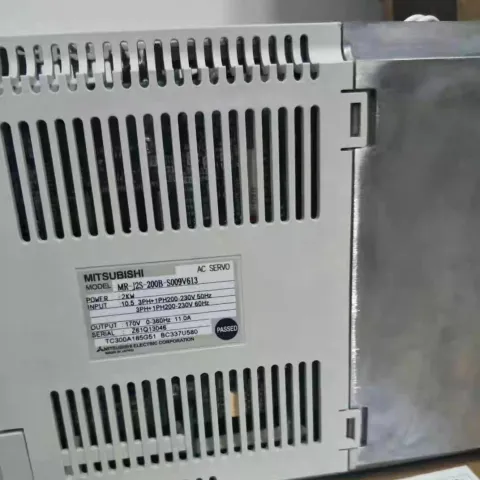 Mitsubishi Electric MR-J2S-200B-S009V613 Motor & Drive Component product photo 4