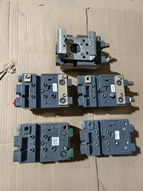 Fisher DVC2000 Industrial Automation Component — product photo 15 of 17