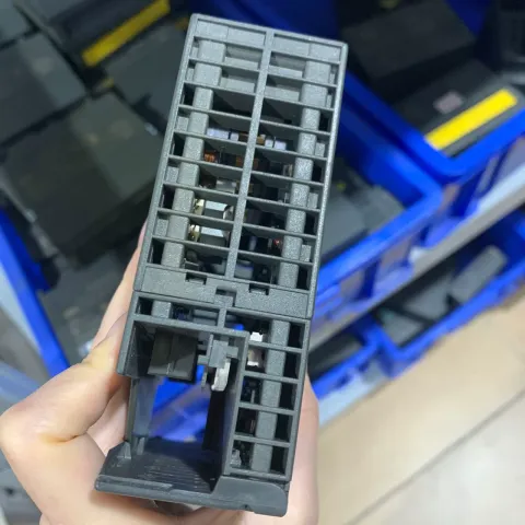 Siemens 6ES7 336-4GE00-0AB0 Industrial Automation Component — product photo 14 of 22