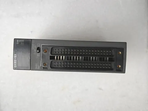 Mitsubishi Electric QX82-S1 PLC Module product photo 1