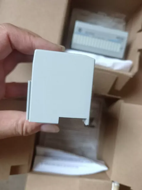 Allen-Bradley 1794-IB16 PLC Module — product photo 8 of 14