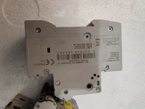 Siemens 5ST3010-0CC Industrial Sensor — product photo 4 of 11