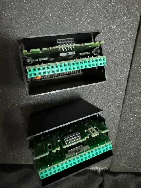 White Label IC670MDL740 PLC Module product photo 2
