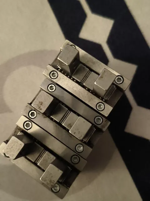 SMC MHZ2-20D Industrial Automation Component — product photo 13 of 14