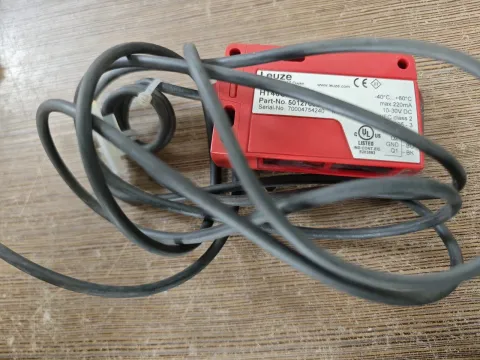 Leuze HT46CI/4P / 50127062 Industrial Sensor product photo 1
